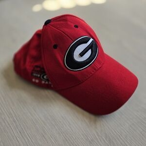Georgia Bulldogs Red Embroidered Ball Cap